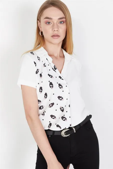 Kadın Beyaz Desenli Bluz Kadın Beyaz Desenli Bluz