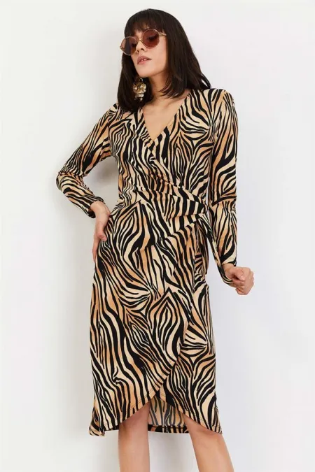 Kadın Siyah Desenli Günlük Elbise Kadın Siyah Desenli Günlük Elbise