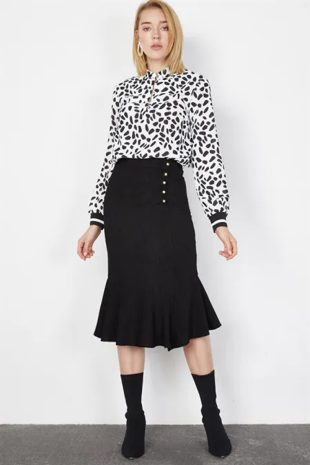 Kadın Siyah Volanlı Kadife Etek Kadın Siyah Volanlı Kadife Etek