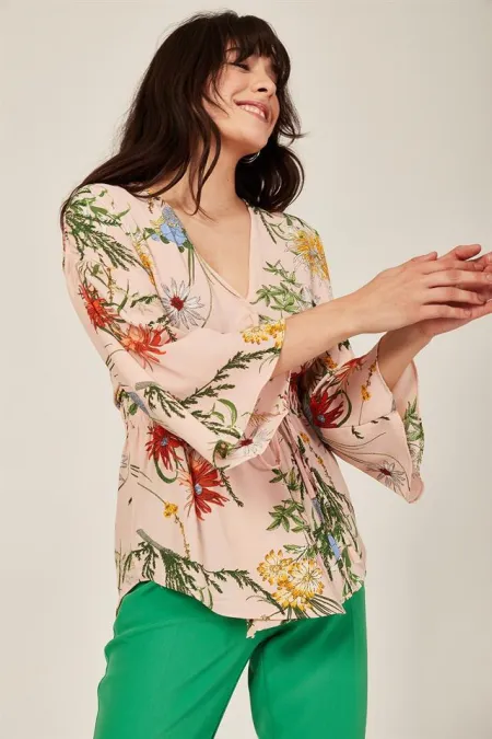 Kadın Pudra Beli Büzgülü Desenli Ceket Kadın Pudra Beli Büzgülü Desenli Ceket