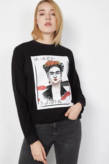 Kadın Siyah Baskılı Sweatshirt Kadın Siyah Baskılı Sweatshirt