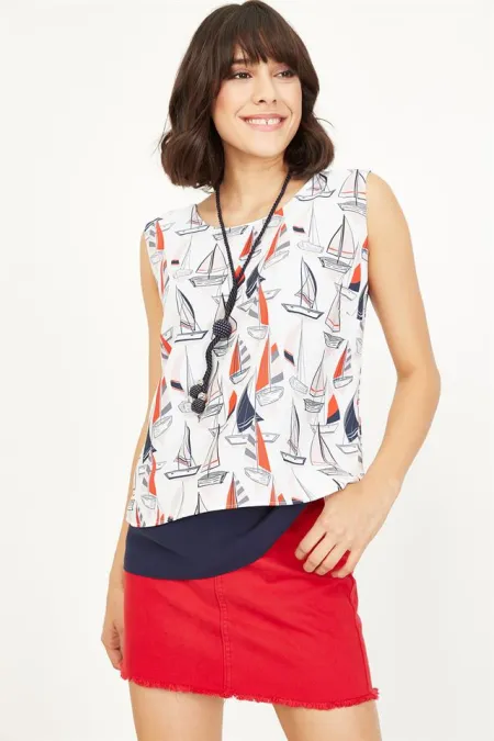 Kadın Beyaz Yelken Desenli Bluz Kadın Beyaz Yelken Desenli Bluz