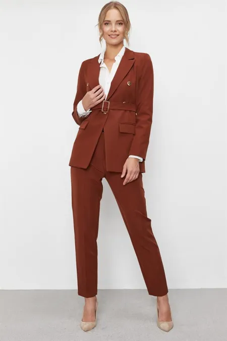 Kadın Kahverengi Pileli Havuç Pantolon Kadın Kahverengi Pileli Havuç Pantolon