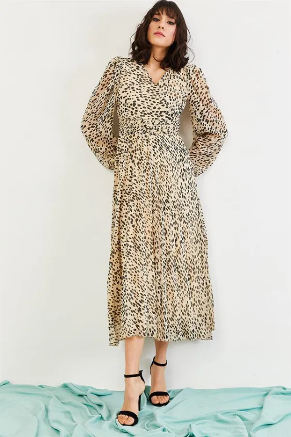 Kadın Vizon Desenli Şifon Uzun Elbise Kadın Vizon Desenli Şifon Uzun Elbise