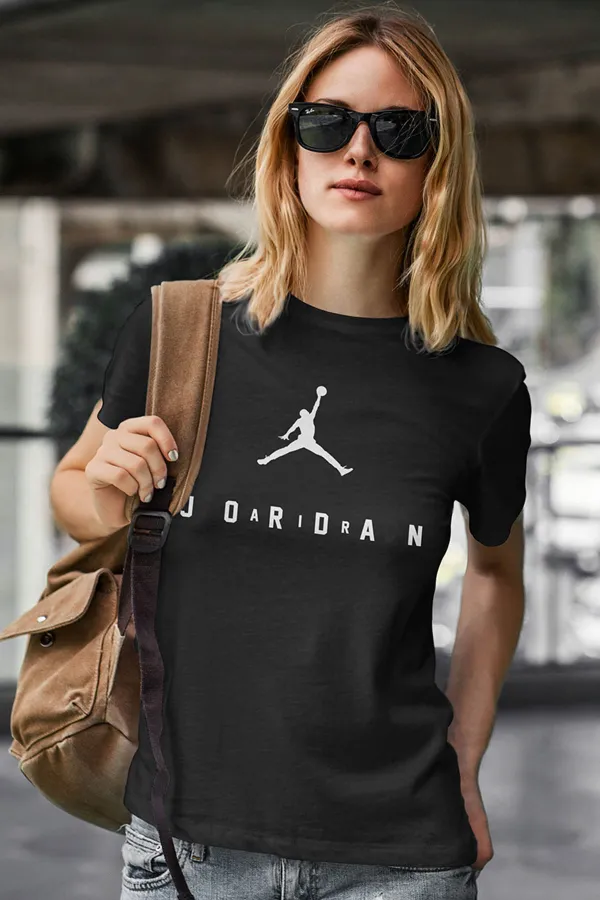 Air Jordan 10 Siyah NBA Kadın Tshirt - Tişört Air Jordan 10 Siyah NBA Kadın Tshirt - Tişört