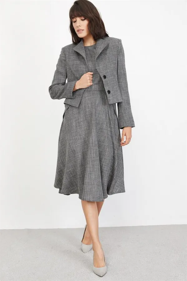 Kadın Gri Kısa Ceket Kadın Gri Kısa Ceket