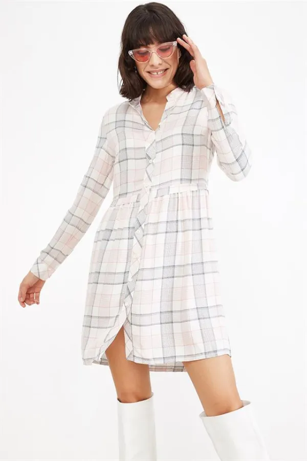 Kadın Pudra Ekose Desenli Elbise Kadın Pudra Ekose Desenli Elbise