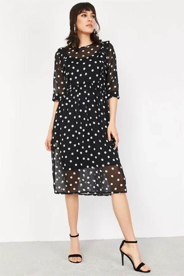 Kadın Siyah Puantiyeli Şifon Günlük Elbise Kadın Siyah Puantiyeli Şifon Günlük Elbise